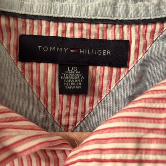 Large Tommy Hilfiger Shirt - Picture 2 of 4